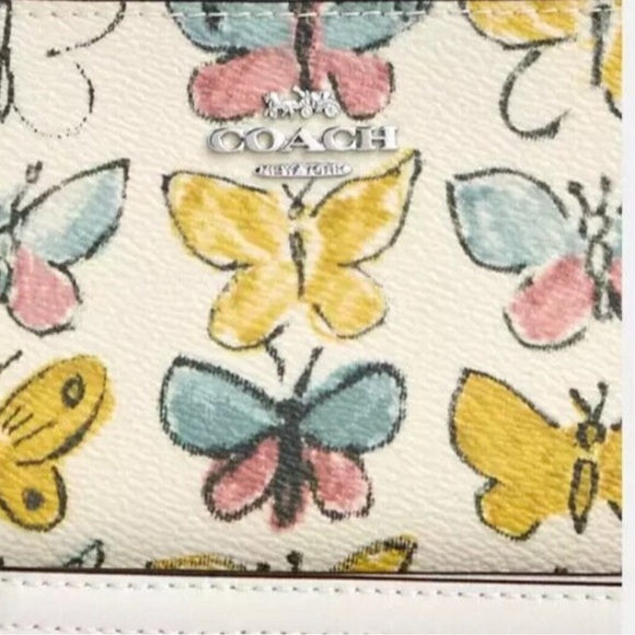 Coach Butterfly Gallery Shoulder Bag NWT - Picture 3 of 3